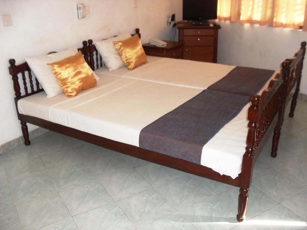 Miltons Beach Resort Unawatuna Cameră foto